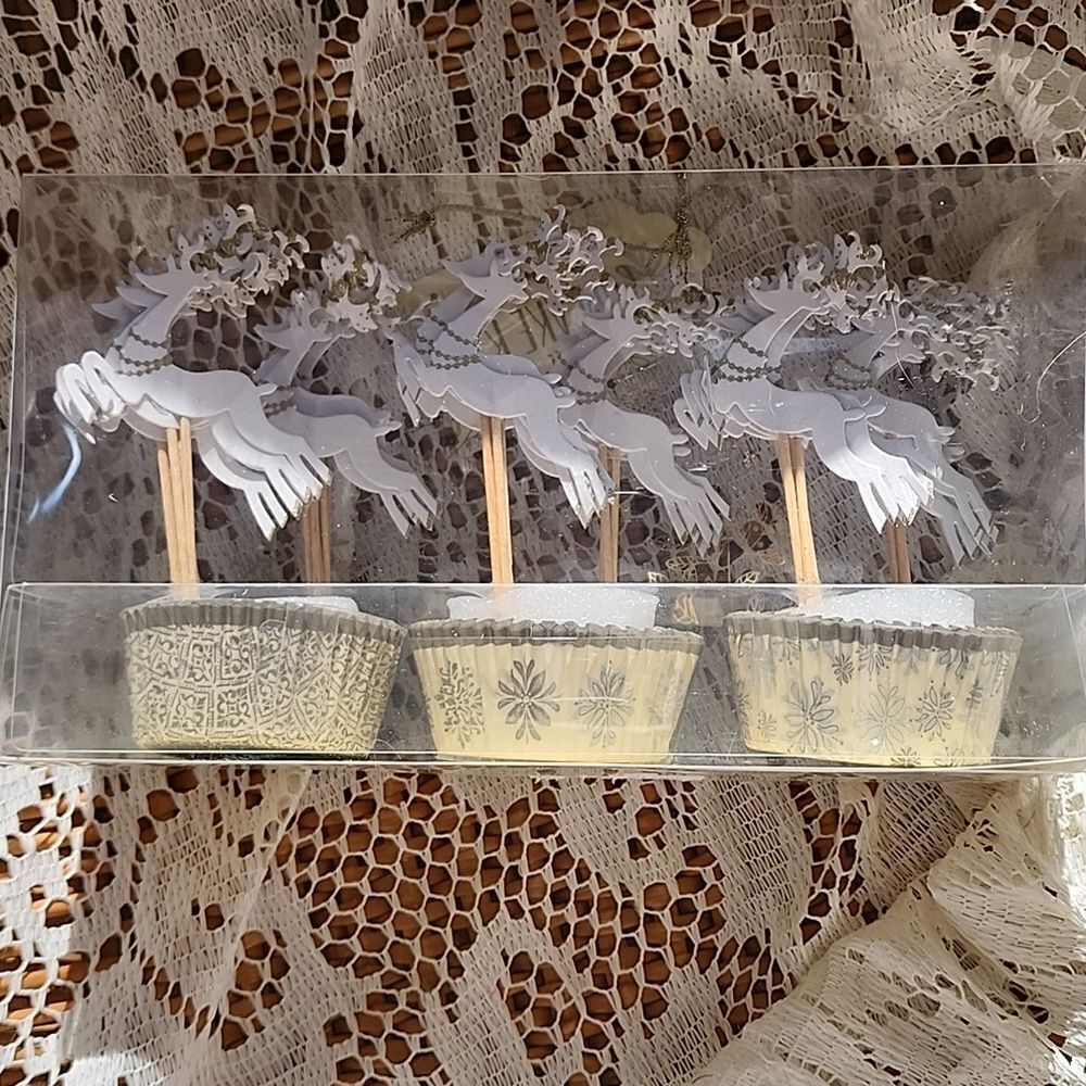 36 Reindeer Cupcake Toppers Pics With Glitter Gold Accents Decorative Liners